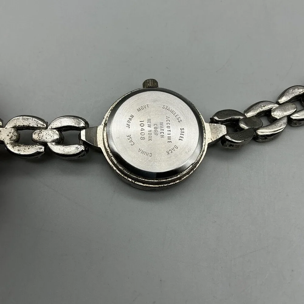 Vivani Womens Watch 23mm White Dial Silver Tone Marcasite New Battery 7